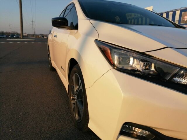 Білий Ніссан Ліф, об'ємом двигуна 0 л та пробігом 44 тис. км за 18418 $, фото 16 на Automoto.ua