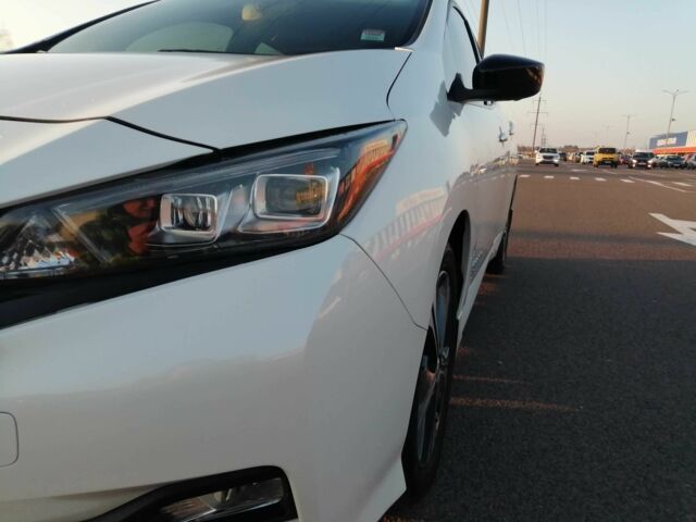 Білий Ніссан Ліф, об'ємом двигуна 0 л та пробігом 44 тис. км за 18418 $, фото 9 на Automoto.ua