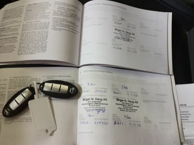 Білий Ніссан Ліф, об'ємом двигуна 0 л та пробігом 98 тис. км за 15900 $, фото 6 на Automoto.ua