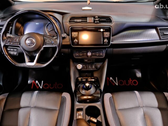 Білий Ніссан Ліф, об'ємом двигуна 0 л та пробігом 51 тис. км за 14800 $, фото 6 на Automoto.ua