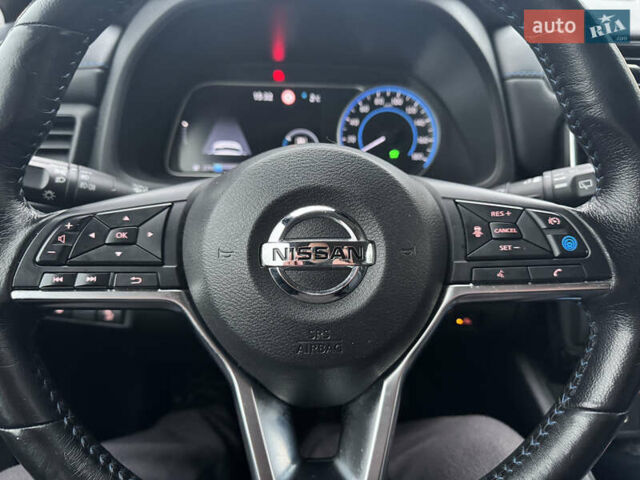 Белый Ниссан Лиф, объемом двигателя 0 л и пробегом 65 тыс. км за 13200 $, фото 15 на Automoto.ua