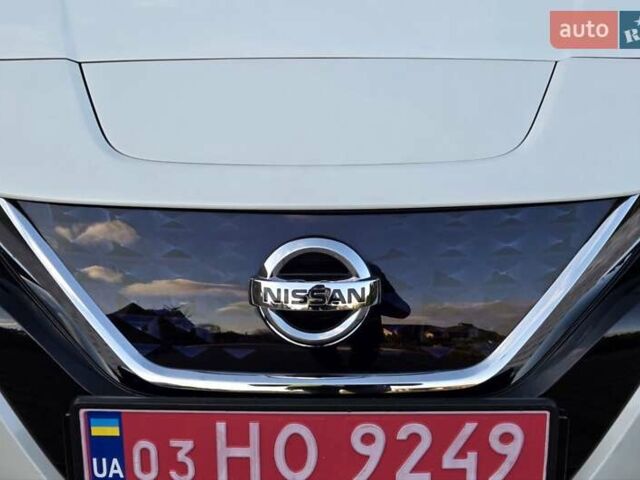 Білий Ніссан Ліф, об'ємом двигуна 0 л та пробігом 15 тис. км за 13400 $, фото 14 на Automoto.ua