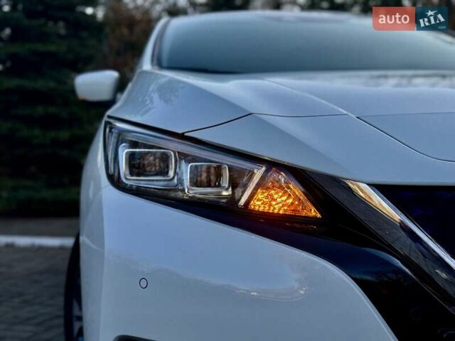 Белый Ниссан Лиф, объемом двигателя 0 л и пробегом 12 тыс. км за 13950 $, фото 15 на Automoto.ua