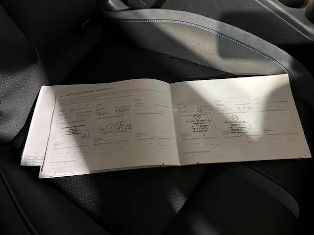 Белый Ниссан Лиф, объемом двигателя 0 л и пробегом 132 тыс. км за 12999 $, фото 13 на Automoto.ua