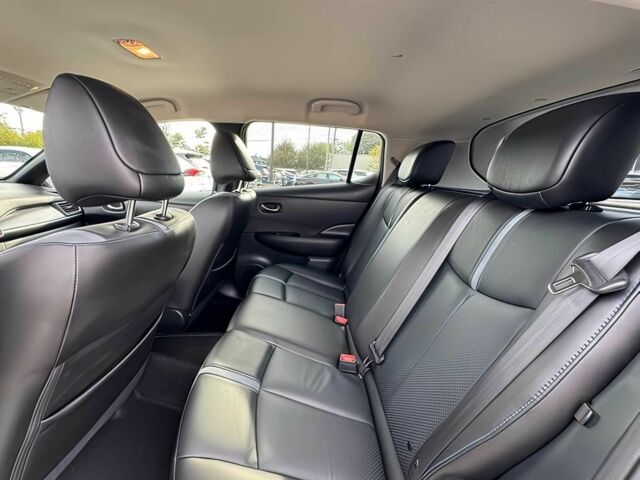 Білий Ніссан Ліф, об'ємом двигуна 0 л та пробігом 38 тис. км за 8000 $, фото 13 на Automoto.ua