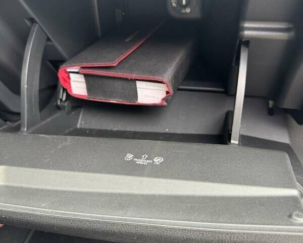 Белый Ниссан Лиф, объемом двигателя 0 л и пробегом 113 тыс. км за 14800 $, фото 22 на Automoto.ua