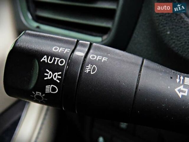 Білий Ніссан Ліф, об'ємом двигуна 0 л та пробігом 53 тис. км за 16800 $, фото 12 на Automoto.ua