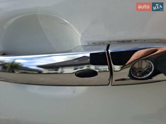 Белый Ниссан Лиф, объемом двигателя 0 л и пробегом 39 тыс. км за 14900 $, фото 20 на Automoto.ua