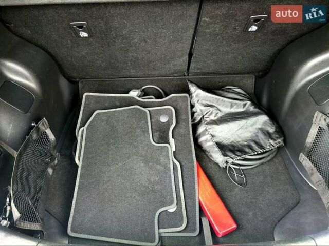 Белый Ниссан Лиф, объемом двигателя 0 л и пробегом 72 тыс. км за 13750 $, фото 7 на Automoto.ua