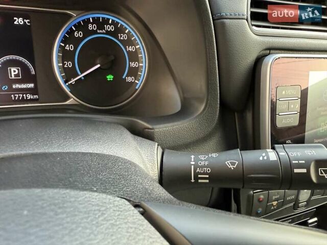 Белый Ниссан Лиф, объемом двигателя 0 л и пробегом 17 тыс. км за 17999 $, фото 29 на Automoto.ua