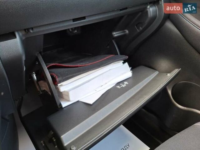 Белый Ниссан Лиф, объемом двигателя 0 л и пробегом 129 тыс. км за 12500 $, фото 26 на Automoto.ua