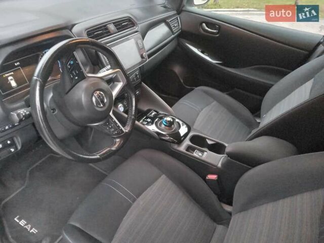 Білий Ніссан Ліф, об'ємом двигуна 0 л та пробігом 83 тис. км за 16990 $, фото 19 на Automoto.ua