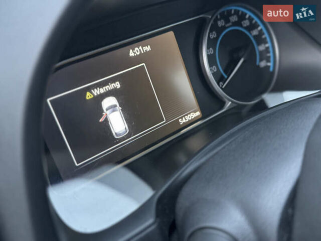 Білий Ніссан Ліф, об'ємом двигуна 0 л та пробігом 54 тис. км за 13800 $, фото 9 на Automoto.ua