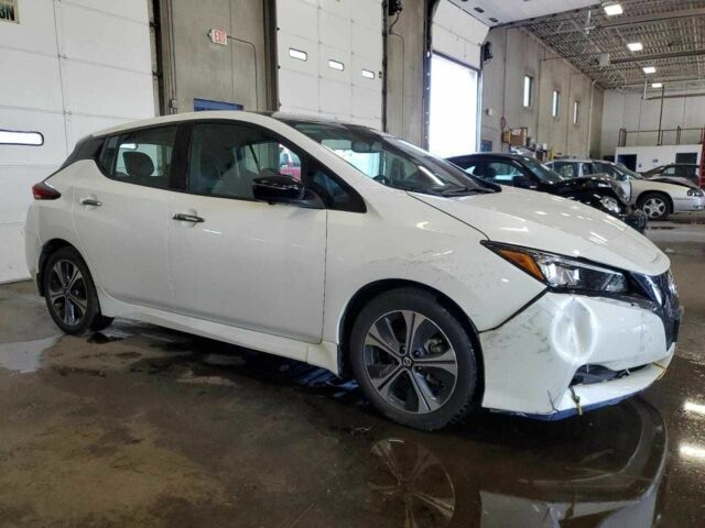 Белый Ниссан Лиф, объемом двигателя 0 л и пробегом 40 тыс. км за 3900 $, фото 3 на Automoto.ua