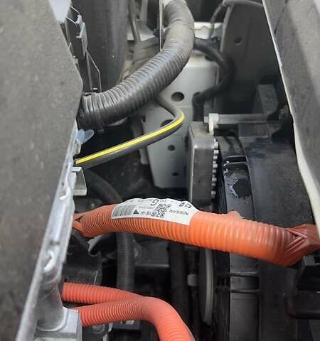 Белый Ниссан Лиф, объемом двигателя 0 л и пробегом 55 тыс. км за 17500 $, фото 75 на Automoto.ua