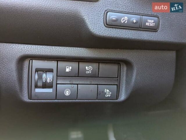 Белый Ниссан Лиф, объемом двигателя 0 л и пробегом 77 тыс. км за 12999 $, фото 12 на Automoto.ua