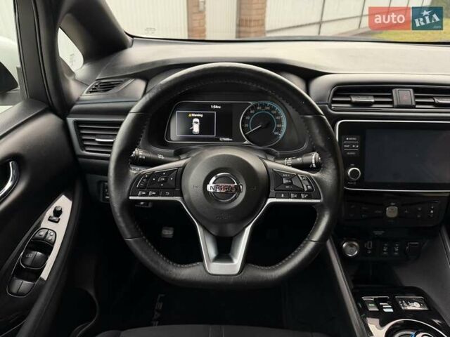 Белый Ниссан Лиф, объемом двигателя 0 л и пробегом 127 тыс. км за 14999 $, фото 32 на Automoto.ua