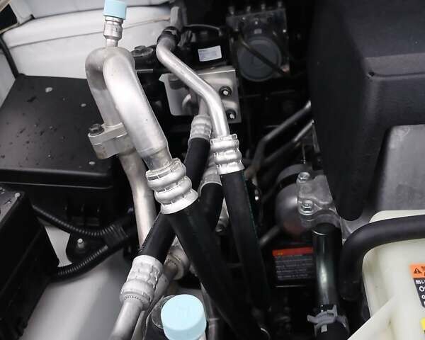 Белый Ниссан Лиф, объемом двигателя 0 л и пробегом 109 тыс. км за 12900 $, фото 22 на Automoto.ua