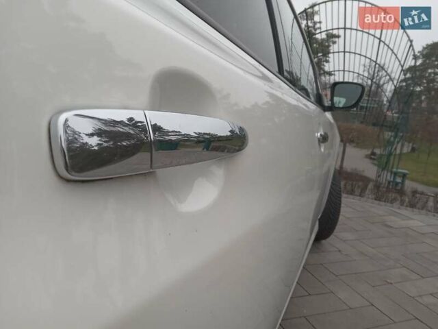 Білий Ніссан Ліф, об'ємом двигуна 0 л та пробігом 83 тис. км за 16990 $, фото 33 на Automoto.ua