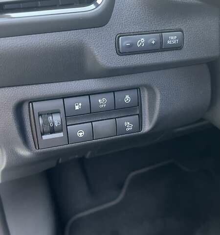 Белый Ниссан Лиф, объемом двигателя 0 л и пробегом 55 тыс. км за 17500 $, фото 58 на Automoto.ua