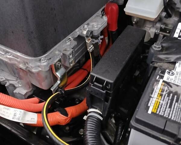 Белый Ниссан Лиф, объемом двигателя 0 л и пробегом 109 тыс. км за 12900 $, фото 20 на Automoto.ua