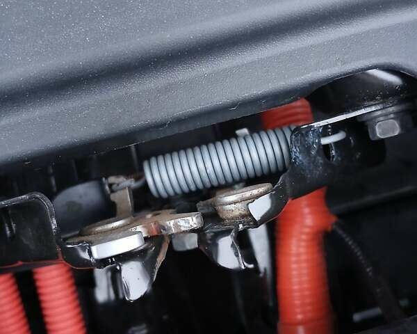 Белый Ниссан Лиф, объемом двигателя 0 л и пробегом 109 тыс. км за 12900 $, фото 25 на Automoto.ua