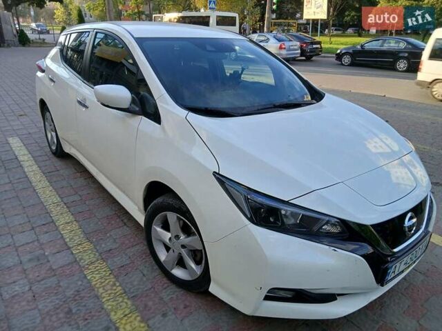 Білий Ніссан Ліф, об'ємом двигуна 0 л та пробігом 176 тис. км за 11500 $, фото 8 на Automoto.ua