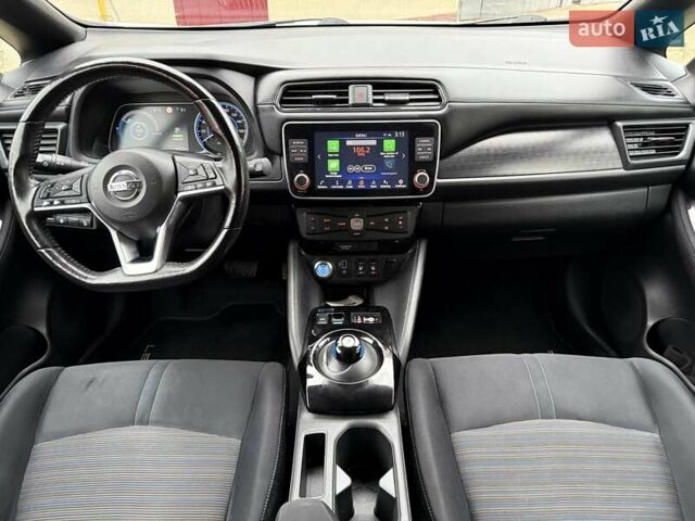 Белый Ниссан Лиф, объемом двигателя 0 л и пробегом 91 тыс. км за 12500 $, фото 20 на Automoto.ua