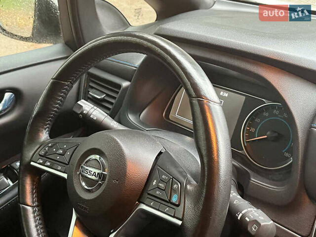 Белый Ниссан Лиф, объемом двигателя 0 л и пробегом 21 тыс. км за 14740 $, фото 29 на Automoto.ua