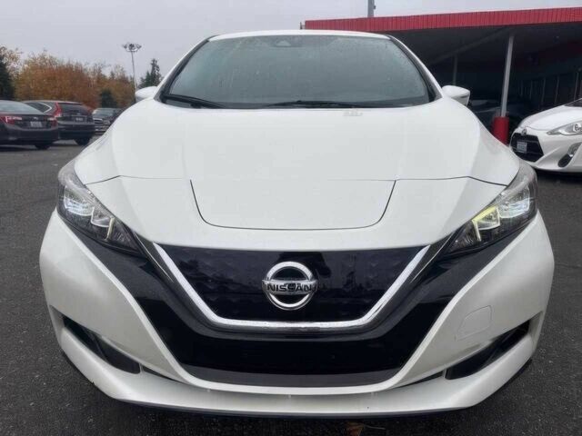 Белый Ниссан Лиф, объемом двигателя 0 л и пробегом 40 тыс. км за 8900 $, фото 1 на Automoto.ua