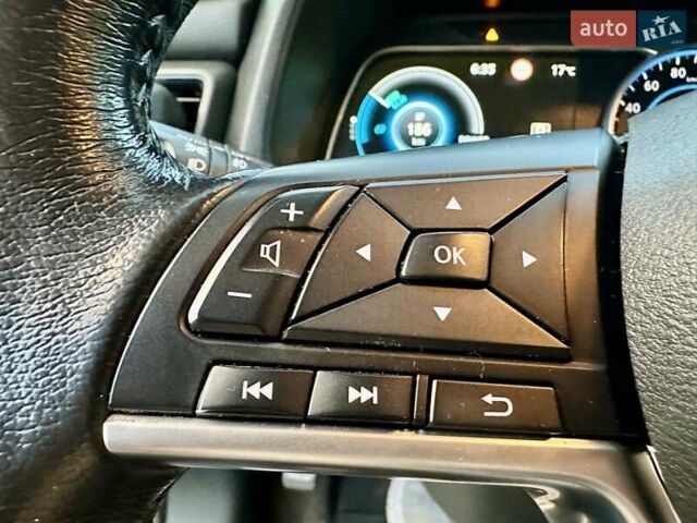 Белый Ниссан Лиф, объемом двигателя 0 л и пробегом 98 тыс. км за 13500 $, фото 21 на Automoto.ua