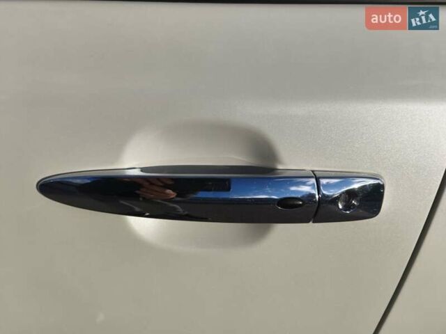 Белый Ниссан Лиф, объемом двигателя 0 л и пробегом 72 тыс. км за 13750 $, фото 1 на Automoto.ua