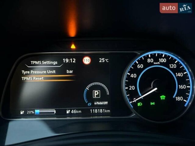 Белый Ниссан Лиф, объемом двигателя 0 л и пробегом 118 тыс. км за 14800 $, фото 23 на Automoto.ua