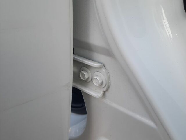 Білий Ніссан Ліф, об'ємом двигуна 0 л та пробігом 80 тис. км за 13500 $, фото 9 на Automoto.ua