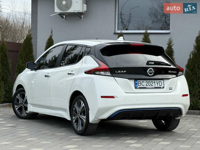 Белый Ниссан Лиф, объемом двигателя 0 л и пробегом 100 тыс. км за 15450 $, фото 11 на Automoto.ua