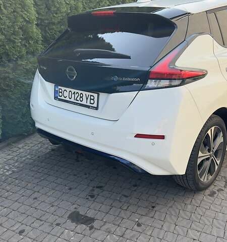 Белый Ниссан Лиф, объемом двигателя 0 л и пробегом 55 тыс. км за 17500 $, фото 3 на Automoto.ua