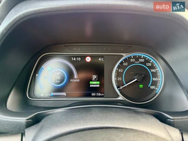 Білий Ніссан Ліф, об'ємом двигуна 0 л та пробігом 98 тис. км за 15450 $, фото 54 на Automoto.ua