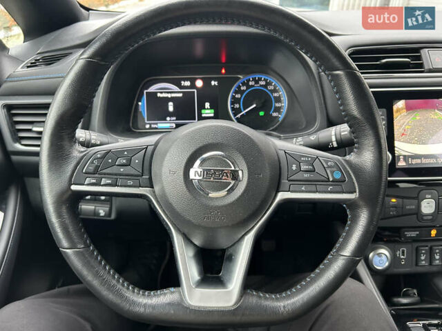 Белый Ниссан Лиф, объемом двигателя 0 л и пробегом 41 тыс. км за 15300 $, фото 22 на Automoto.ua