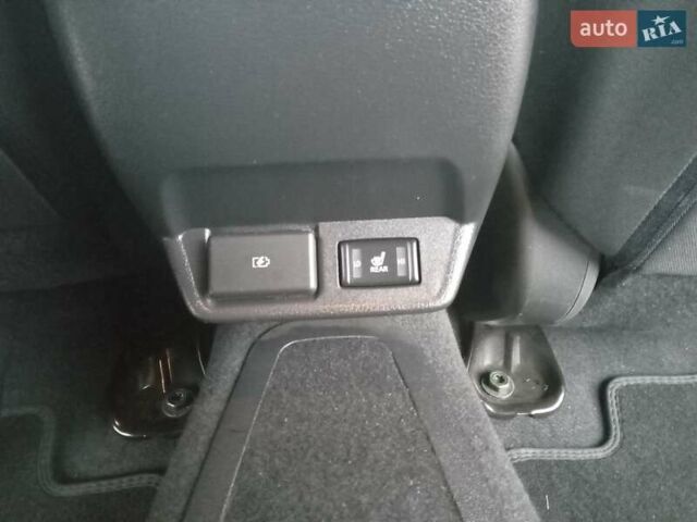 Білий Ніссан Ліф, об'ємом двигуна 0 л та пробігом 81 тис. км за 16990 $, фото 43 на Automoto.ua