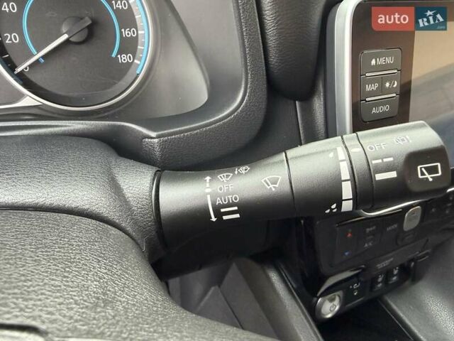 Белый Ниссан Лиф, объемом двигателя 0 л и пробегом 127 тыс. км за 14999 $, фото 36 на Automoto.ua