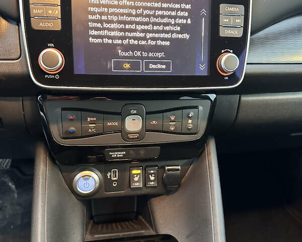 Белый Ниссан Лиф, объемом двигателя 0 л и пробегом 22 тыс. км за 14500 $, фото 12 на Automoto.ua