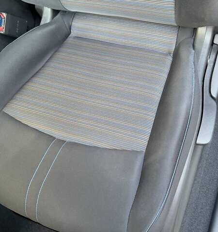 Белый Ниссан Лиф, объемом двигателя 0 л и пробегом 55 тыс. км за 17500 $, фото 55 на Automoto.ua