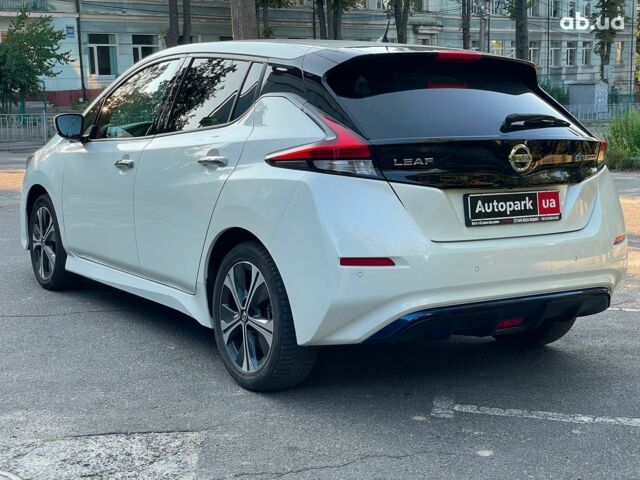 Белый Ниссан Лиф, объемом двигателя 0 л и пробегом 21 тыс. км за 15590 $, фото 12 на Automoto.ua