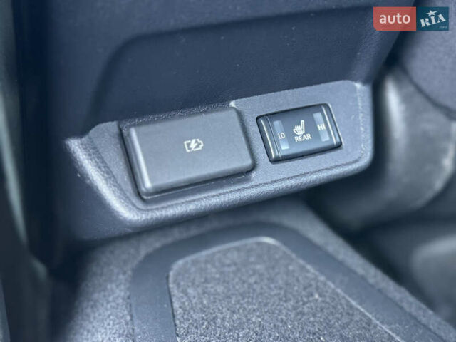 Белый Ниссан Лиф, объемом двигателя 0 л и пробегом 90 тыс. км за 13100 $, фото 6 на Automoto.ua