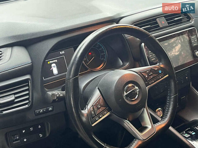 Белый Ниссан Лиф, объемом двигателя 0 л и пробегом 21 тыс. км за 14740 $, фото 17 на Automoto.ua