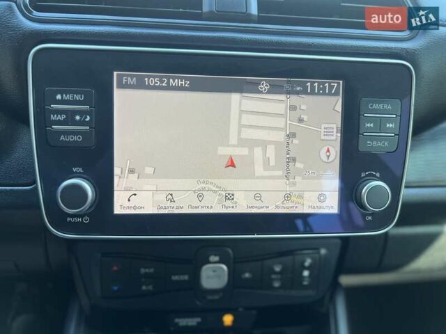 Білий Ніссан Ліф, об'ємом двигуна 0 л та пробігом 78 тис. км за 14200 $, фото 35 на Automoto.ua