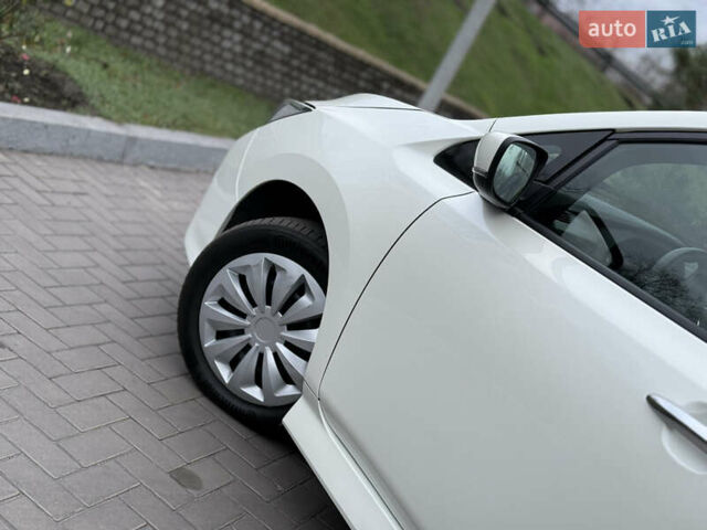 Белый Ниссан Лиф, объемом двигателя 0 л и пробегом 115 тыс. км за 11700 $, фото 18 на Automoto.ua