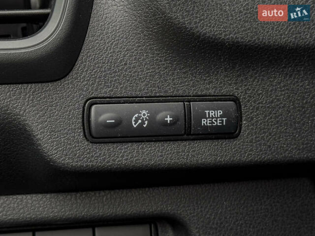 Білий Ніссан Ліф, об'ємом двигуна 0 л та пробігом 18 тис. км за 14500 $, фото 78 на Automoto.ua