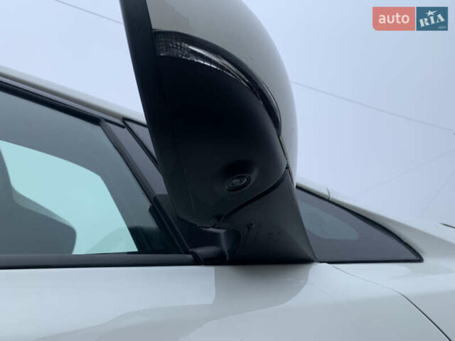 Белый Ниссан Лиф, объемом двигателя 0 л и пробегом 84 тыс. км за 16899 $, фото 17 на Automoto.ua