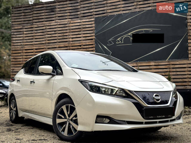 Білий Ніссан Ліф, об'ємом двигуна 0 л та пробігом 18 тис. км за 14500 $, фото 7 на Automoto.ua